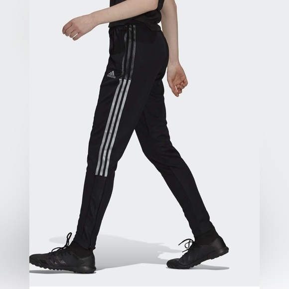 Adidas women’s joggers - Picture 3 of 10